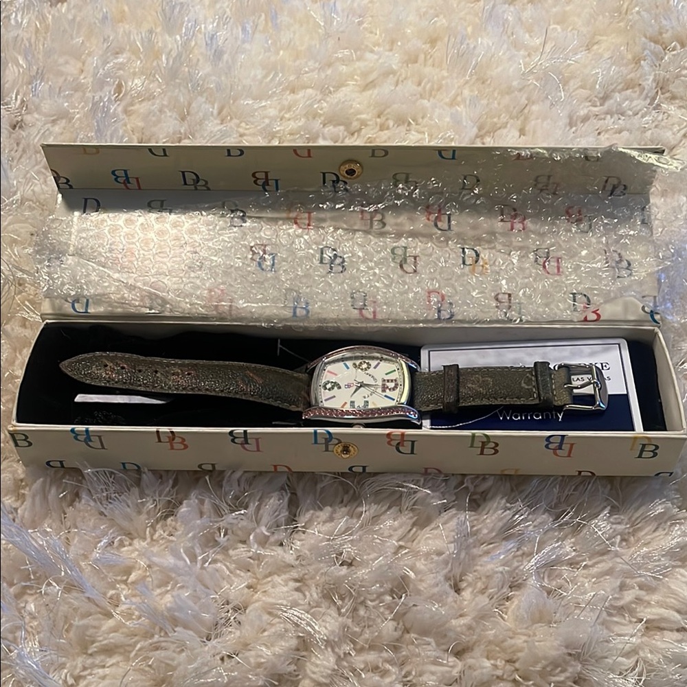 Dooney & Bourke Women's Watch - Green and Silver